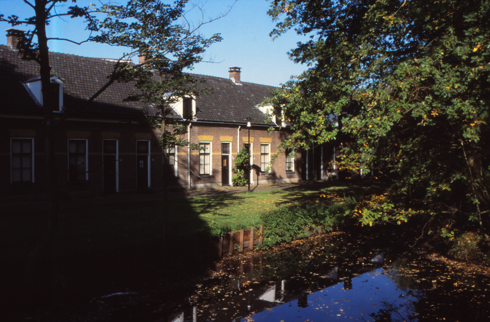 Bekijk detail van "Woningen <span class="highlight">Herengracht</span>"