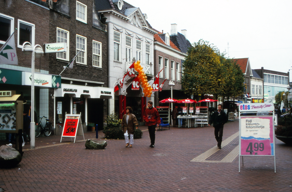 Bekijk detail van "Winkeliers Grotestraat Noord"