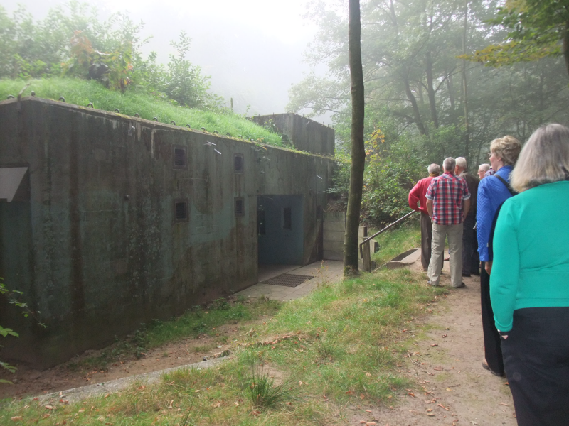 Bekijk detail van "Excursie van de Heemkunde Ootmarsum 2014: wandeling naar de <span class="highlight">bunkers</span> van de IJssellinie."