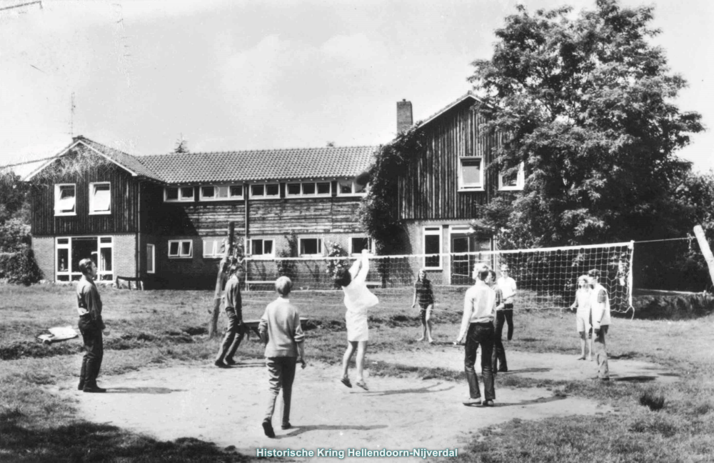 Bekijk detail van "Jeugdherberg Doevenbree"