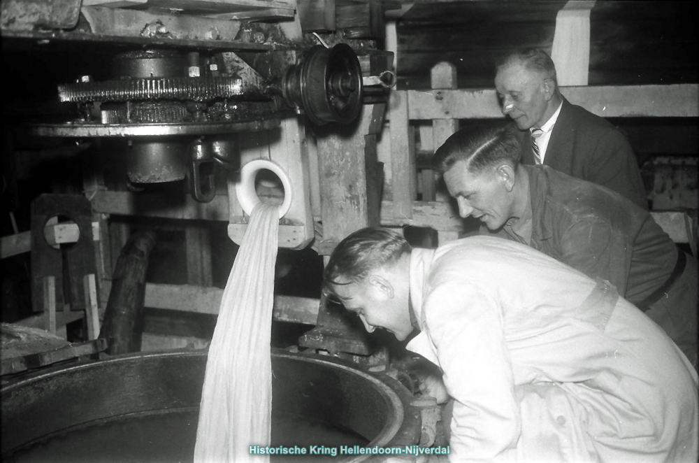 Bekijk detail van "Op maandag 6 januari 1964 draaide het oude washuis van de KSB voor de laatste keer."