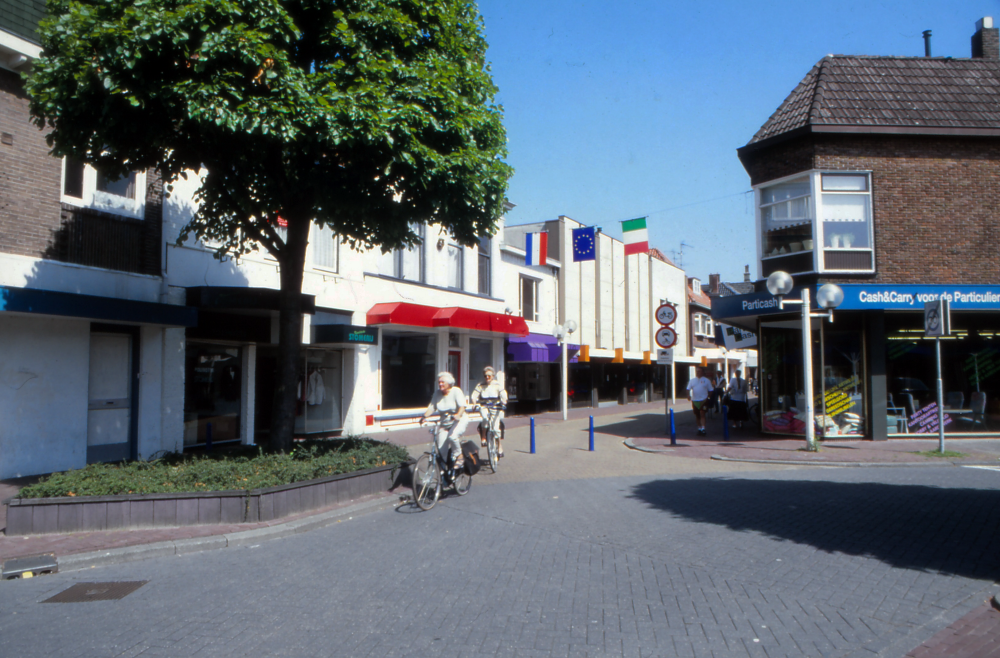 Bekijk detail van "Winkeliers Grotestraat Zuid"