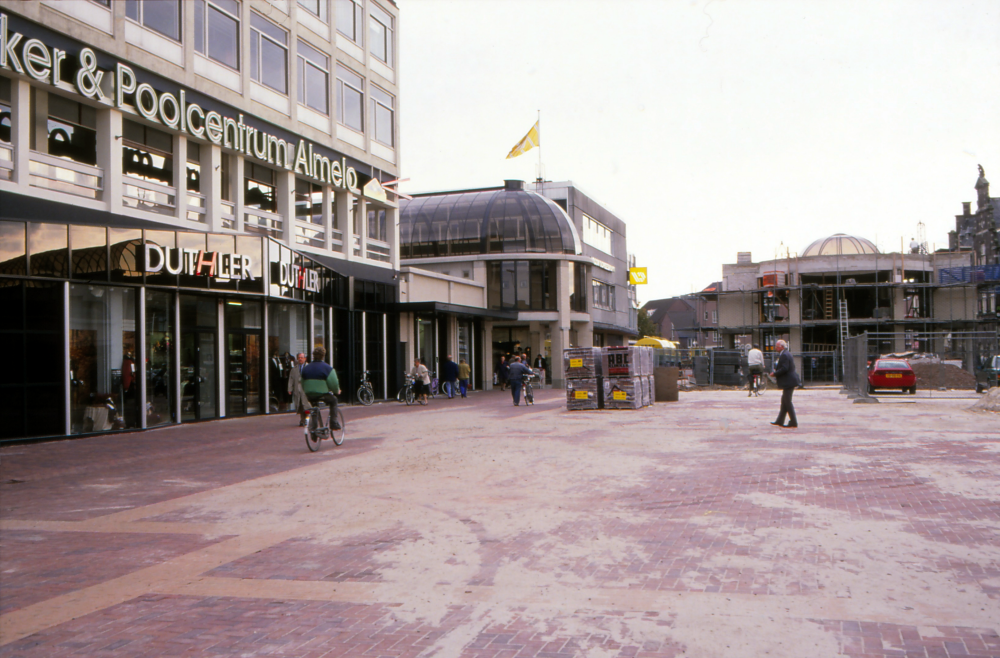 Bekijk detail van "Markt"