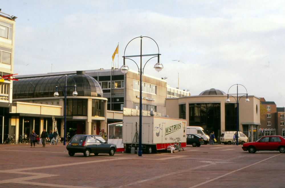 Bekijk detail van "Markt"