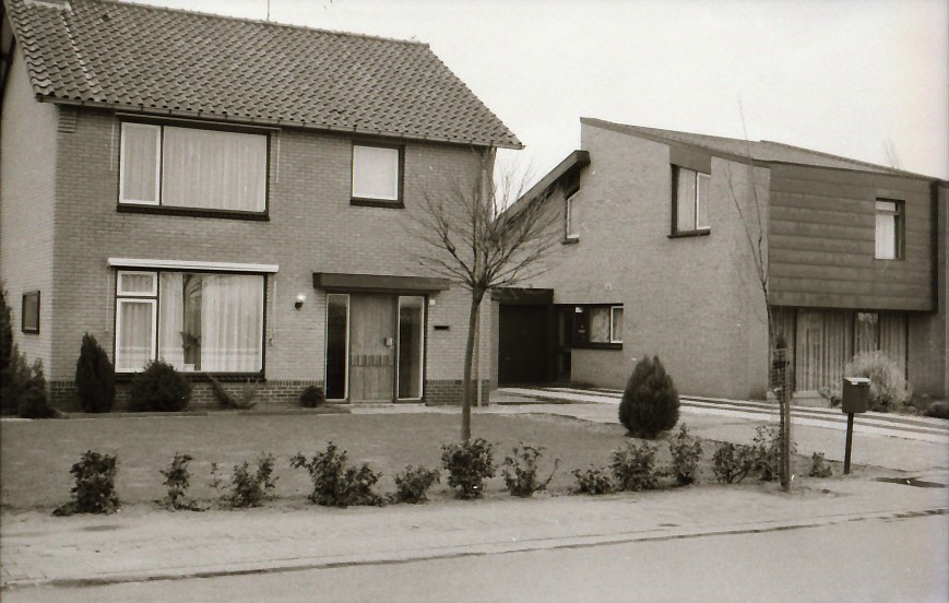 Bekijk detail van "HV40528: Woningen."