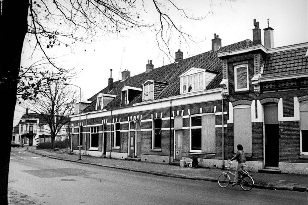 Bekijk detail van "Woningen Rohofstraat"