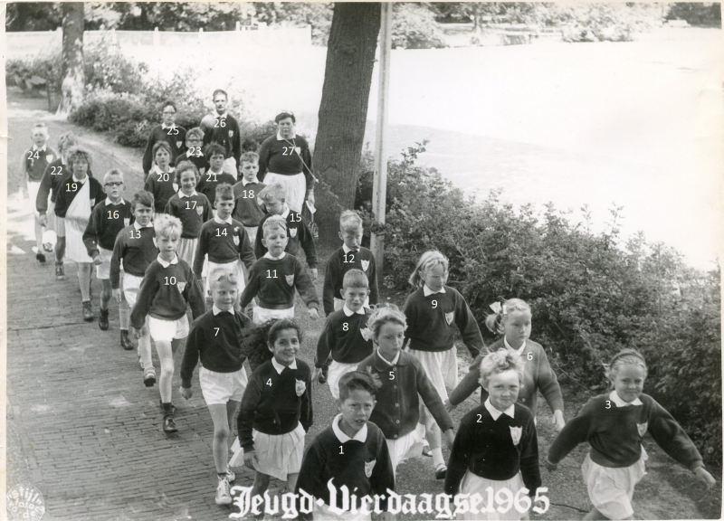 Bekijk detail van "Wandelsportvereniging "Olst Vooruit", 1965"