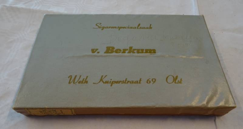 Bekijk detail van "Sigarendoos: Sigaren speciaalzaak v. Berkum"