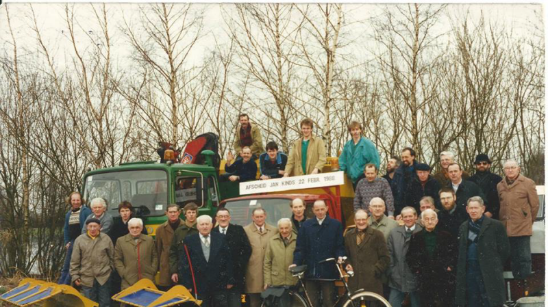 Bekijk detail van "Afscheid van Jan Kinds van de gemeente Olst, 1988"