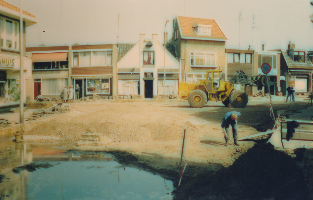 Bekijk detail van "Winkeliers Bornerbroeksestraat"