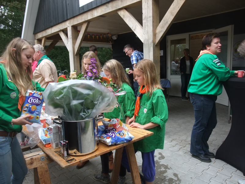 Bekijk detail van "Feestelijke opening van clubgebouw 'de Mastworp' van scouting Ootmarsum met spel voor de jeugd."