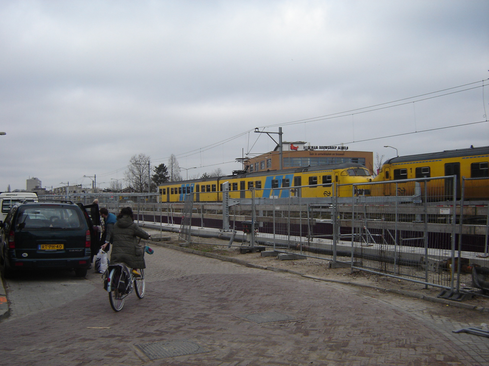 Bekijk detail van "Verdiept spoor"