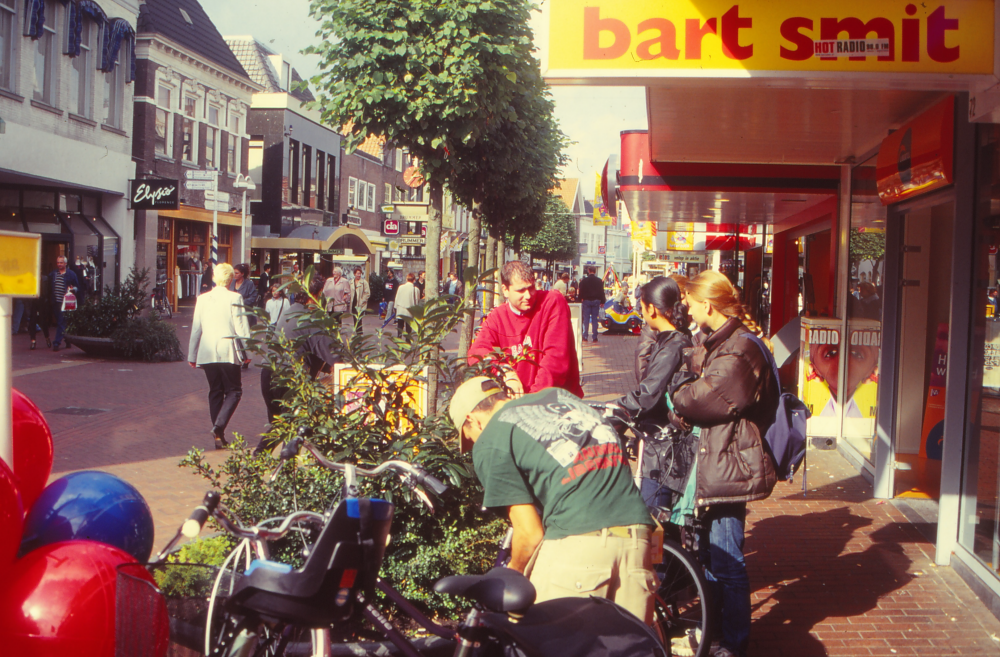 Bekijk detail van "<span class="highlight">Winkeliers</span> Grotestraat Noord"