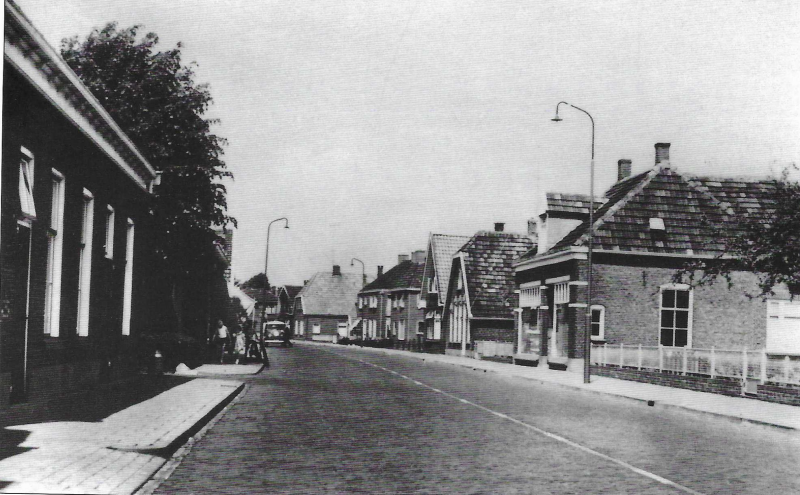 Bekijk detail van "Dorpsstraat 1960 (1) Enter"