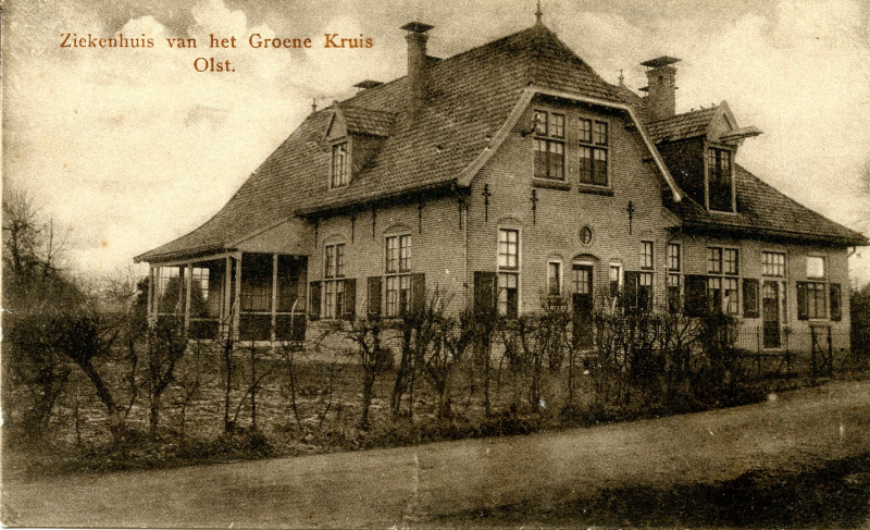 Bekijk detail van "Ansichtkaart: Ziekenhuis van <span class="highlight">het</span> <span class="highlight">Groene</span> <span class="highlight">Kruis</span> Olst, omstreeks 1925"