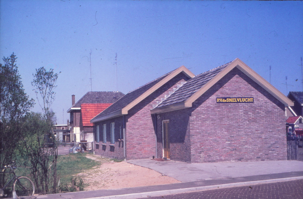 Bekijk detail van "Postduivenvereniging de Snelvlucht"