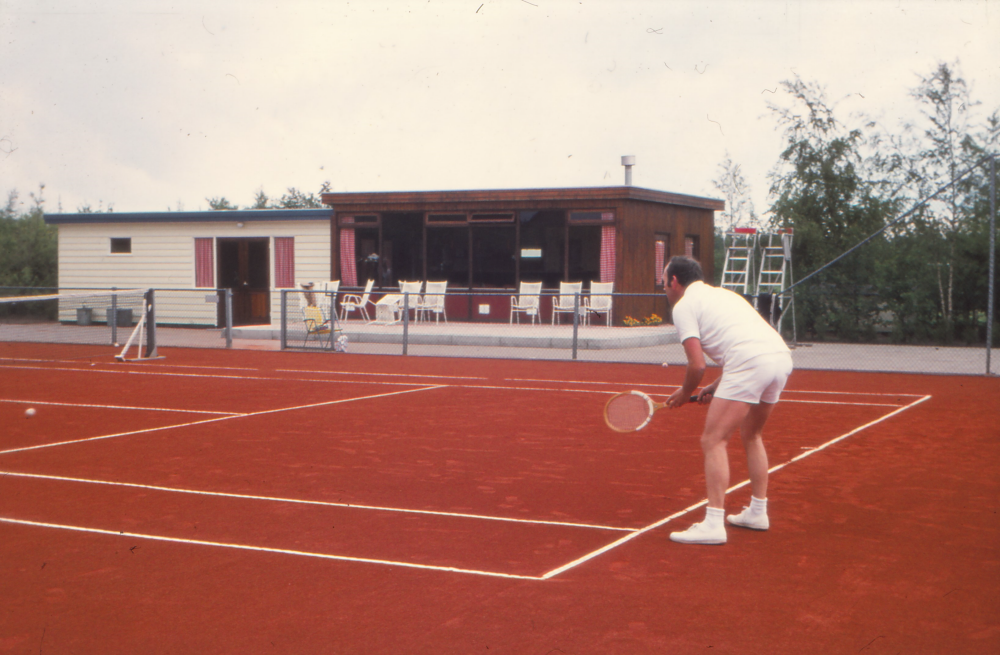 Bekijk detail van "Tennisvereniging de Molenhoek"