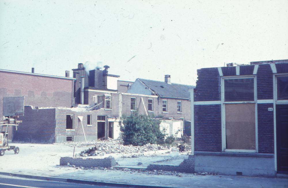 Bekijk detail van "Winkeliers Wierdensestraat"