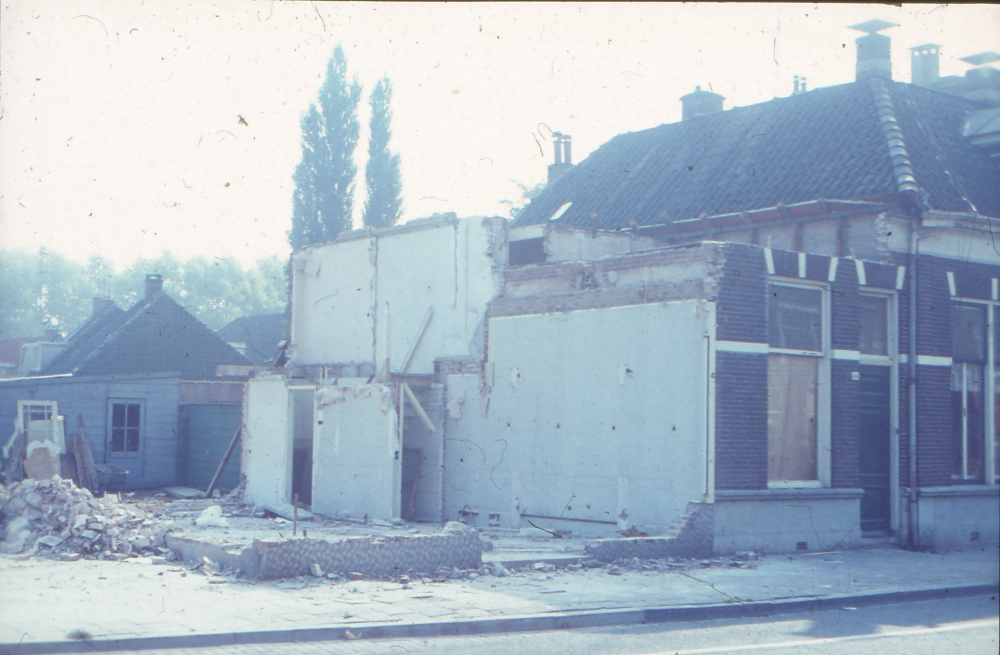 Bekijk detail van "Winkeliers Wierdensestraat"