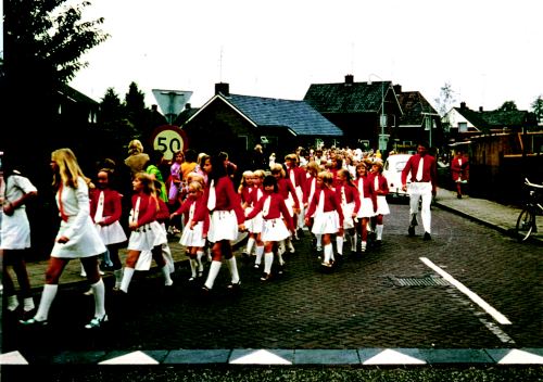 Bekijk detail van "Recreatieve wandeltocht voor de jeugd."