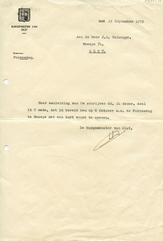 Bekijk detail van "Brief van de burgemeester van Olst met toezegging de Fokveedag te Wesepe op 6 october 1955 te openen"