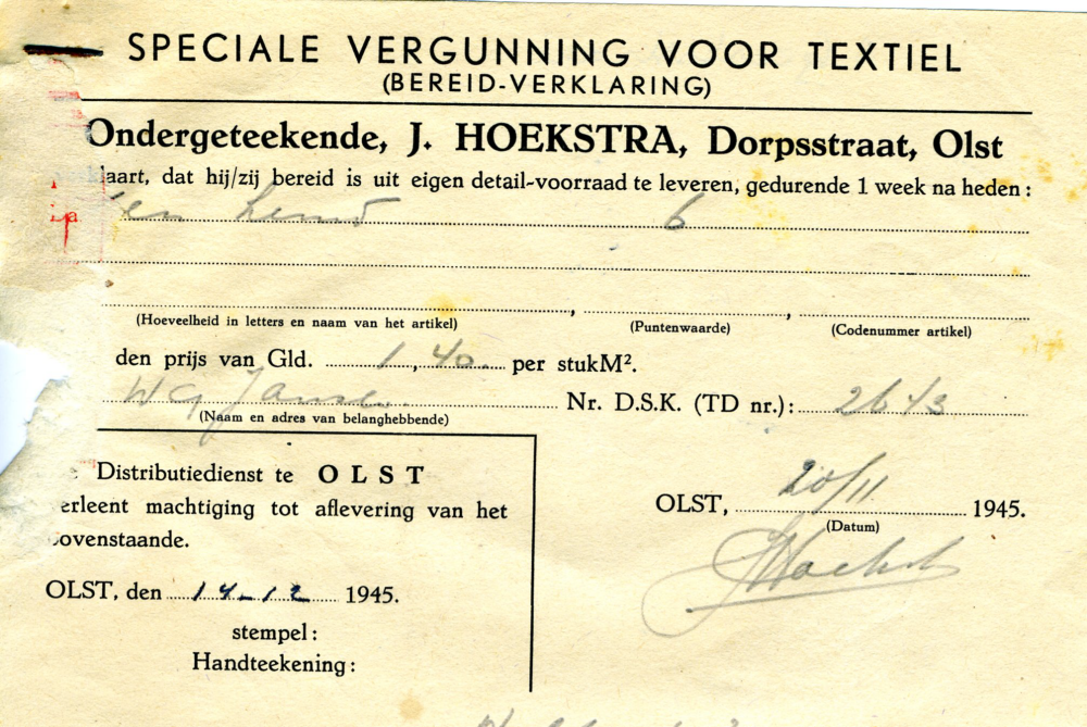 Bekijk detail van "Speciale vergunning voor textiel (bereid-verklaring), 1945"