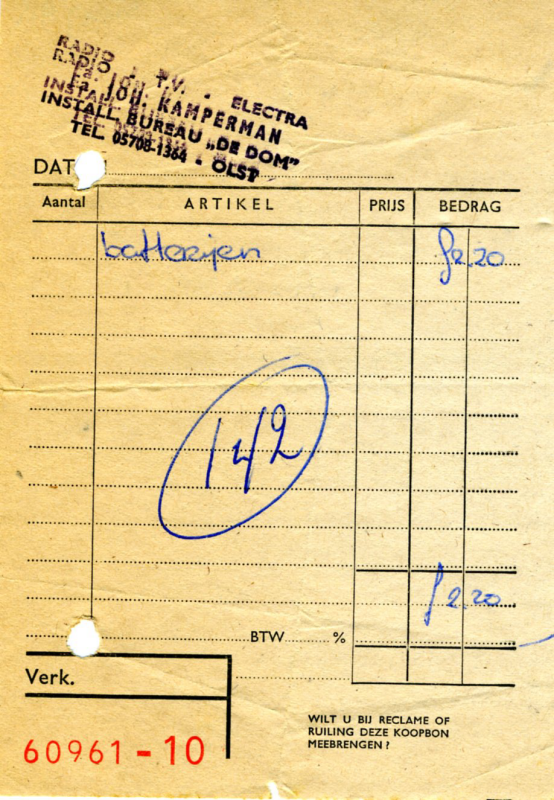 Bekijk detail van "Nota met stempel: Radio . T.V. Electra Fa. Joh. Kamperman, 1970?"