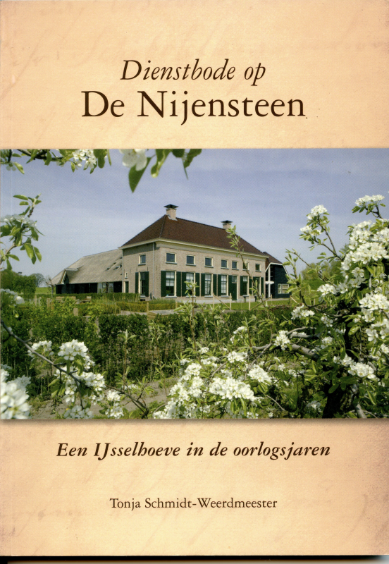 Bekijk detail van "Dienstbode op De Nijensteen, een IJsselhoeve in de oorlogsjaren, 2007"