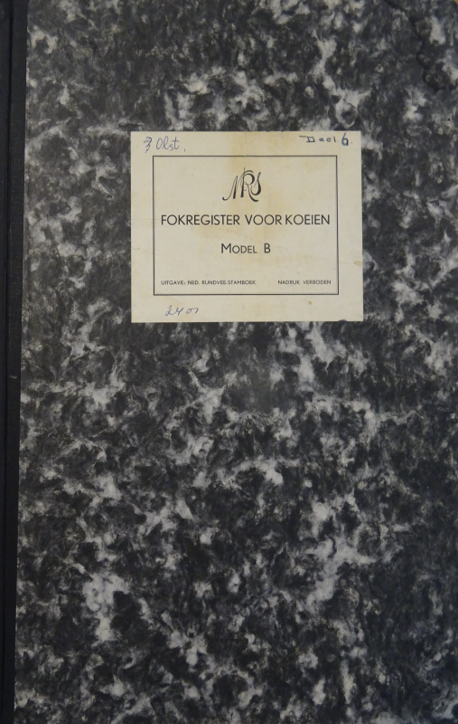 Bekijk detail van "Fokregister voor koeien met namen van aangesloten boeren binnen de gemeente <span class="highlight">Olst</span>, 1941 - 1955"