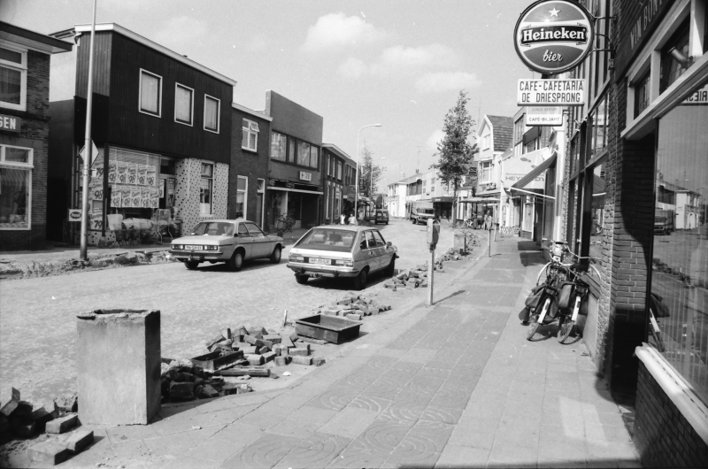 Bekijk detail van "Winkeliers Bornerbroeksestraat"