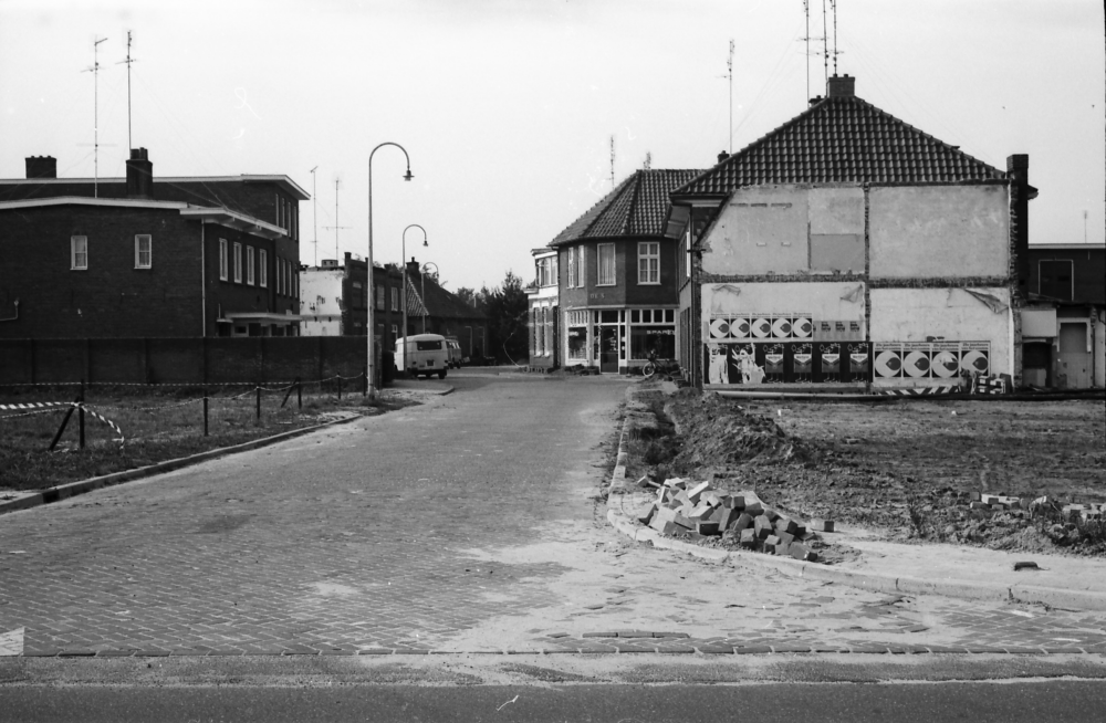 Bekijk detail van "Woningen 3e <span class="highlight">Westerdokstraat</span>"