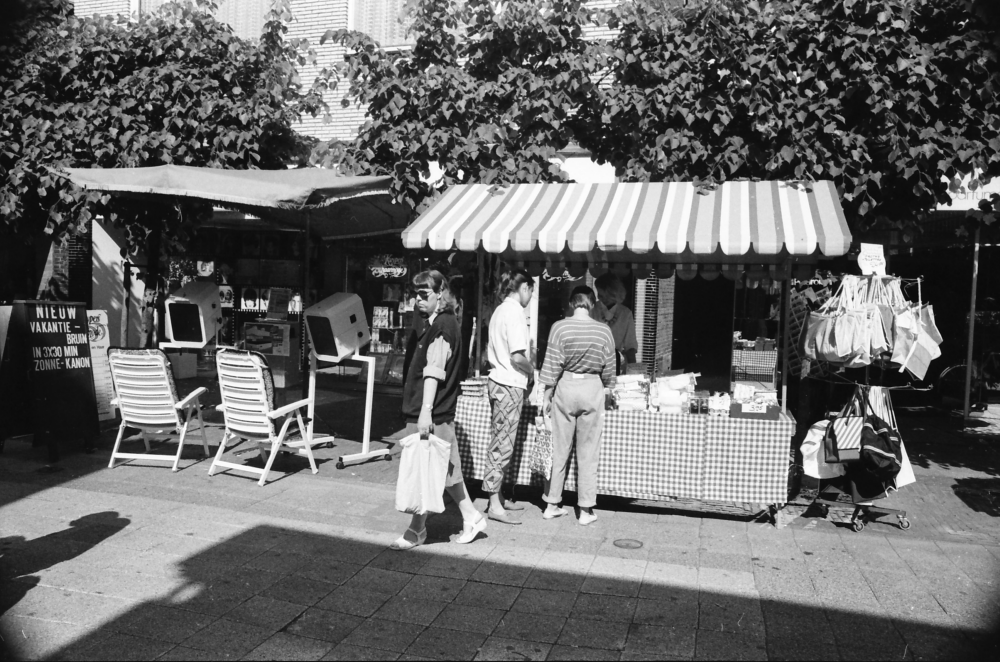 Bekijk detail van "Winkeliers Grotestraat Noord"