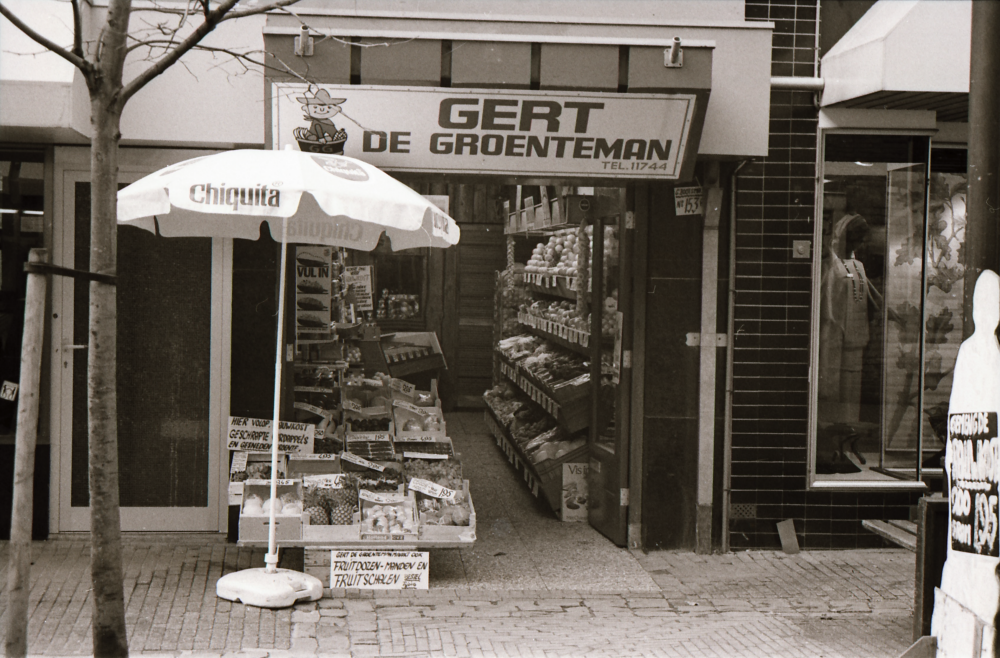 Bekijk detail van "Winkeliers Grotestraat Zuid"