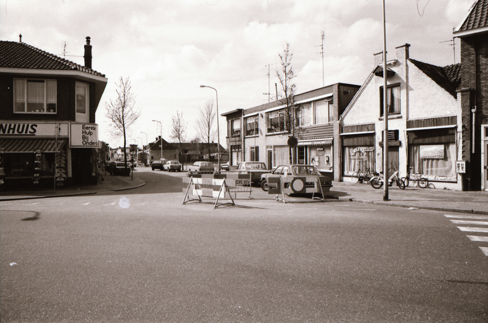 Bekijk detail van "Winkeliers Bornerbroeksestraat"