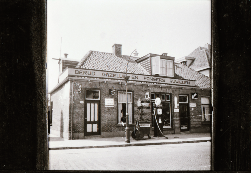 Bekijk detail van "Winkeliers Bornsestraat"