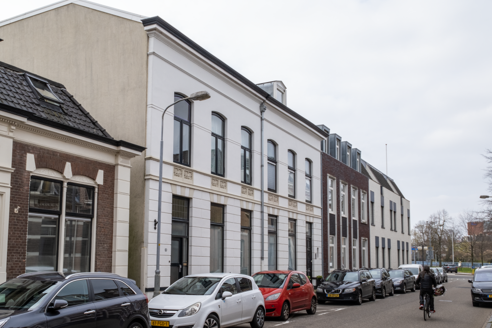 Bekijk detail van "Woningen Adastraat"