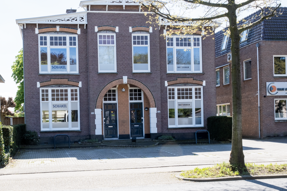 Bekijk detail van "Woningen Wierdensestraat"