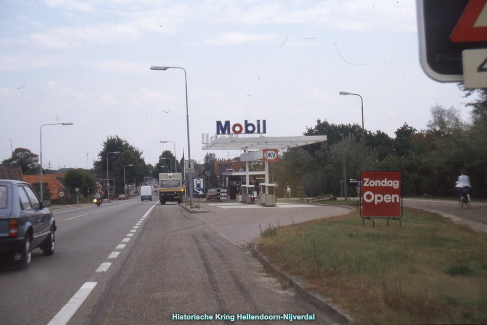 Bekijk detail van "Tankstation <span class="highlight">ter</span> <span class="highlight">hoogte</span> <span class="highlight">van</span> de Bonteweg, gesloten in 1993"