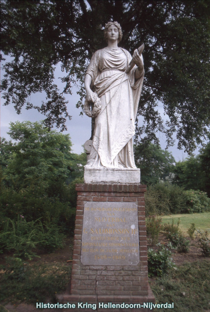 Bekijk detail van "Naatje"