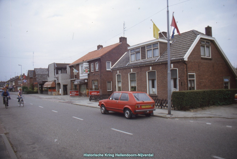 Bekijk detail van "Rijssensestraat"