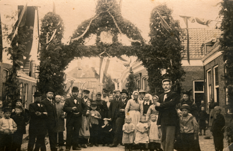 Bekijk detail van "Kroningsfeest H.M. Koningin Wilhelmina"