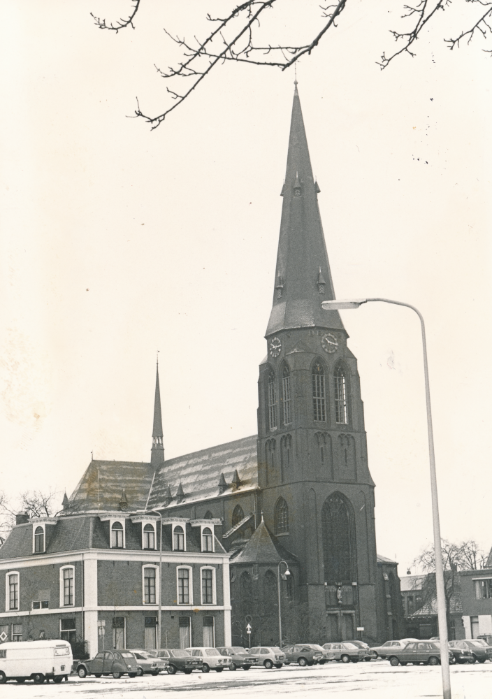 Bekijk detail van "Sint Georgiusbasiliek"