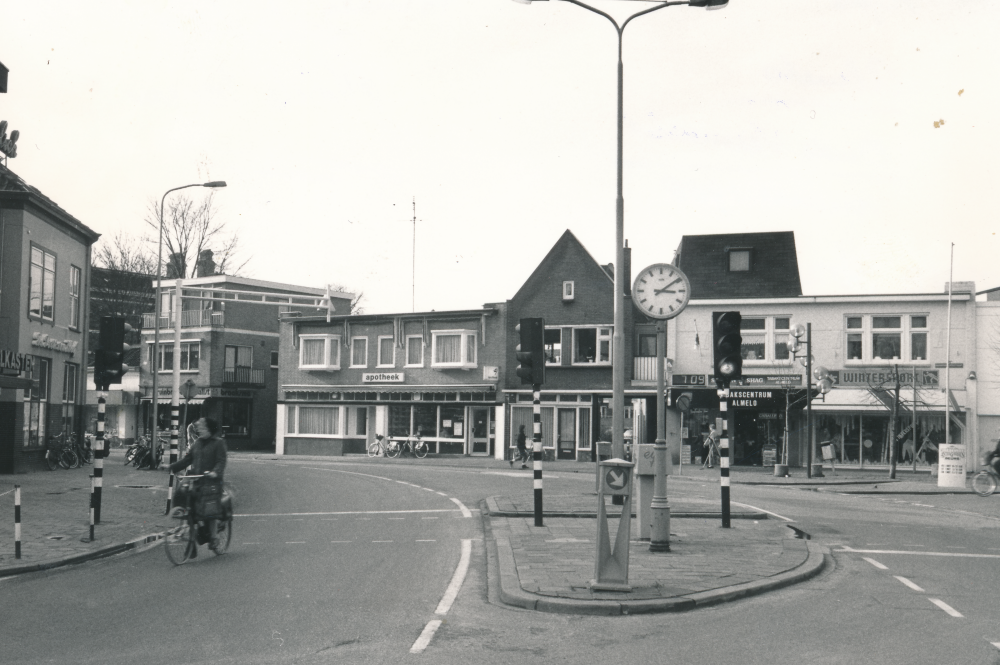 Bekijk detail van "Winkeliers Bornerbroeksestraat"