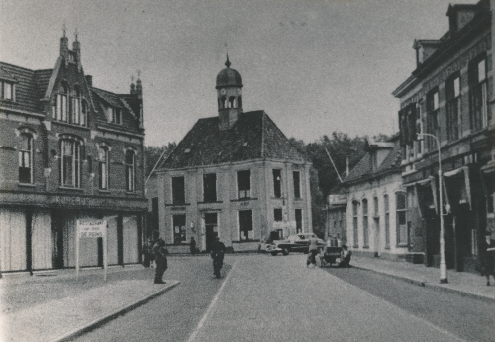 Bekijk detail van "Winkeliers Oude Markt"