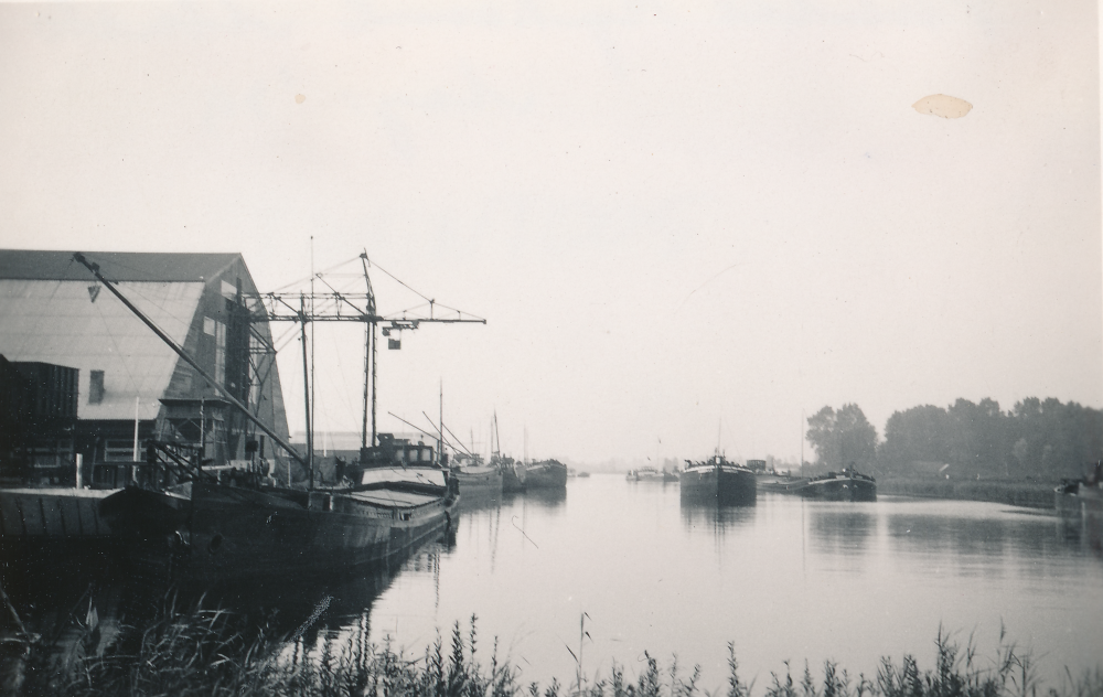 Bekijk detail van "Bedrijventerrein Buitenhaven"