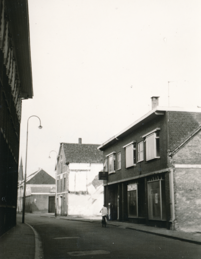 Bekijk detail van "Verbreding Egbert Gorterstraat"