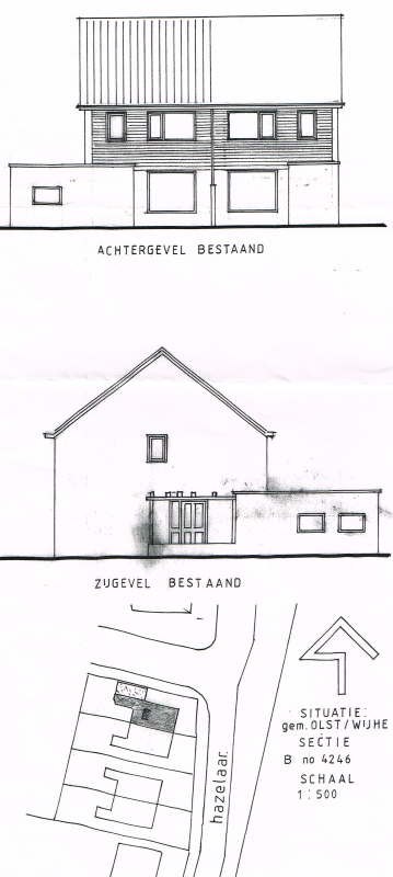 Bekijk detail van "Bouwtekening: Plan voor het plaatsen van een dakkapel, Hazelaar 15, 2002"