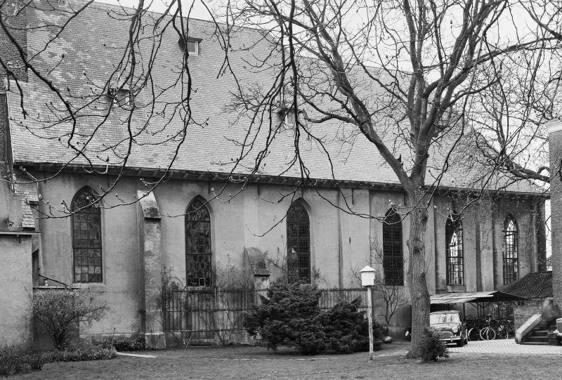 Bekijk detail van "Goor. 1967. Zuidzijde NH kerk, Petrus- of Hofkerk"