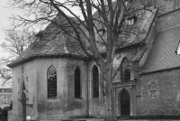 Bekijk detail van "Goor. 1967. Noordzijde NH kerk, Petrus- of Hofkerk"
