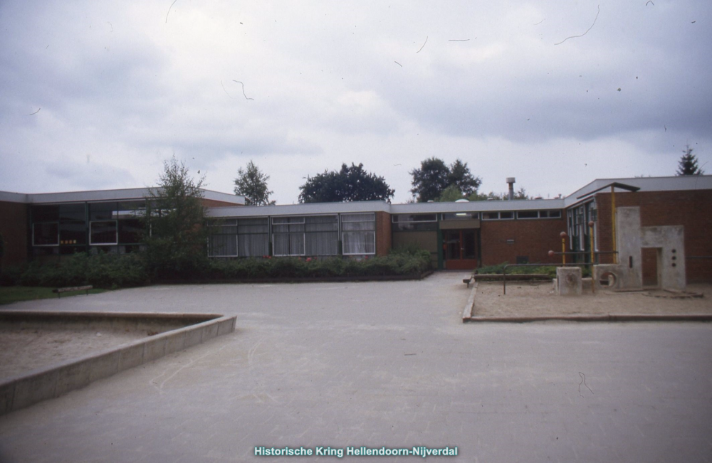 Bekijk detail van "Prins Bernhardschool"